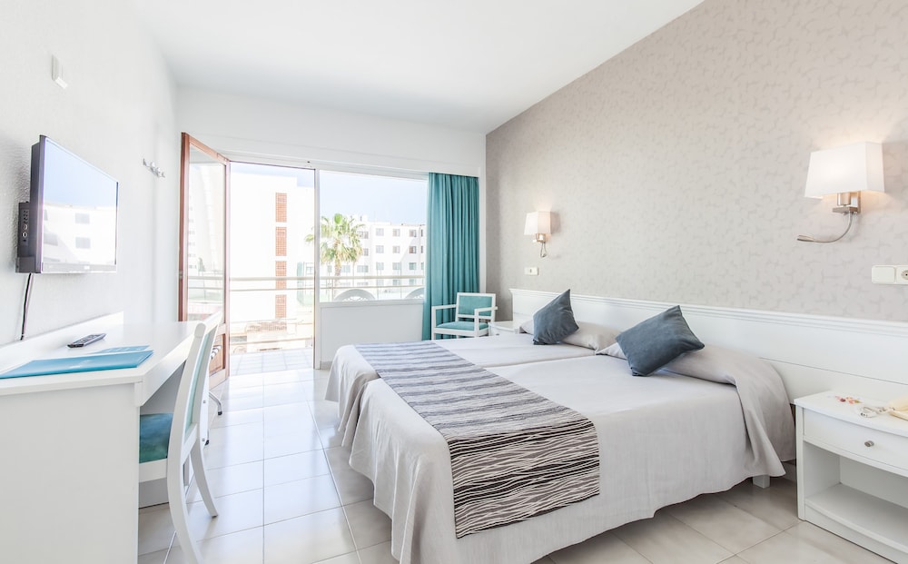 Double Room - Photo 9