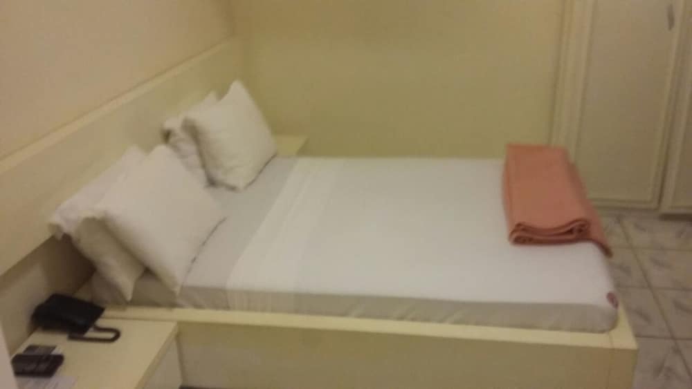 Standard Double Room photo 2