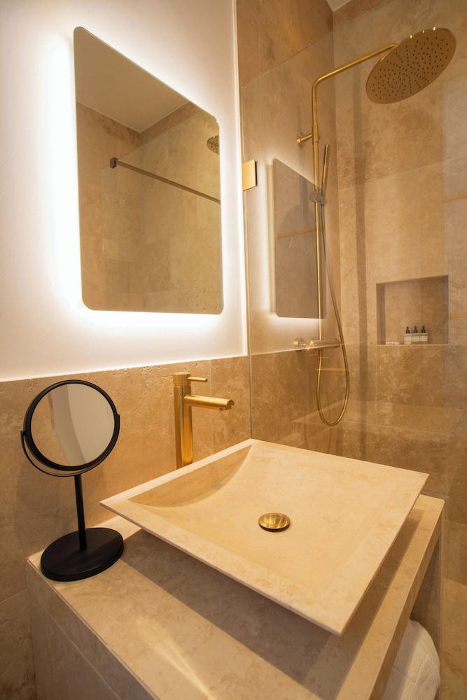Superior Apartment photo 2