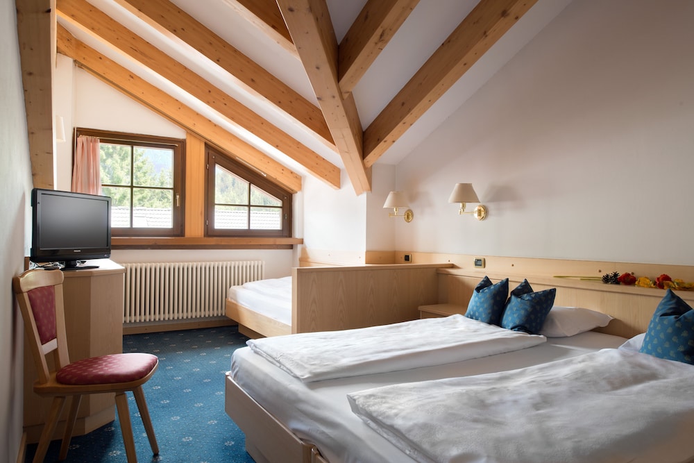Junior Suite (Large) photo 1