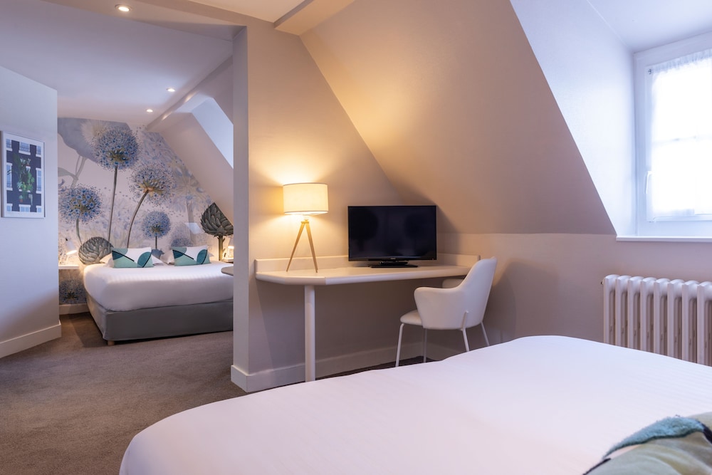 Family Quadruple Room