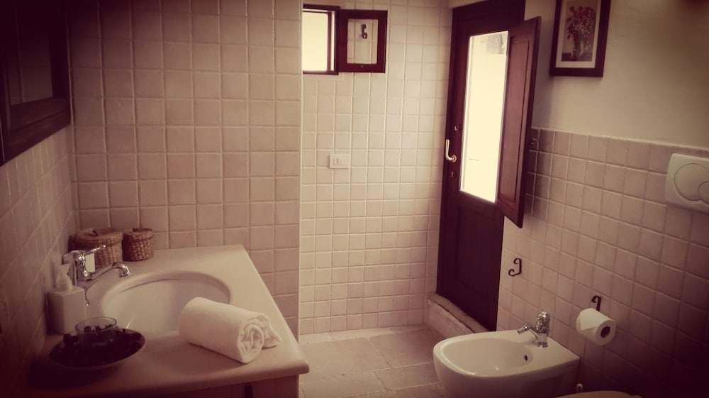 Suite (Trullo Via Monte Pasubio, 13) photo 2