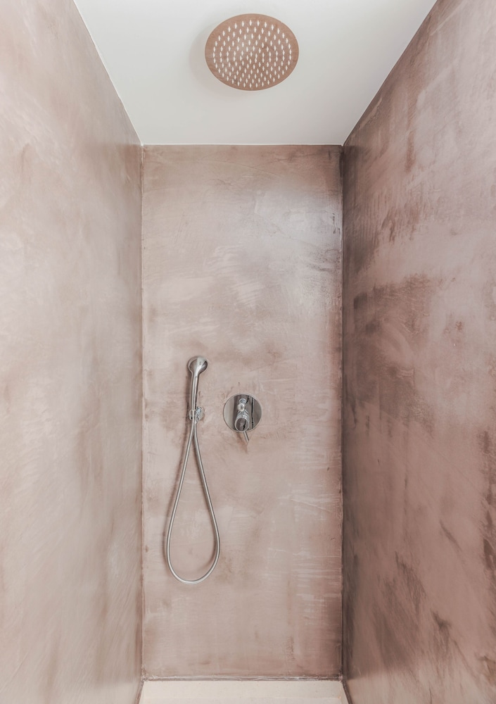 Apartment 7 photo 2