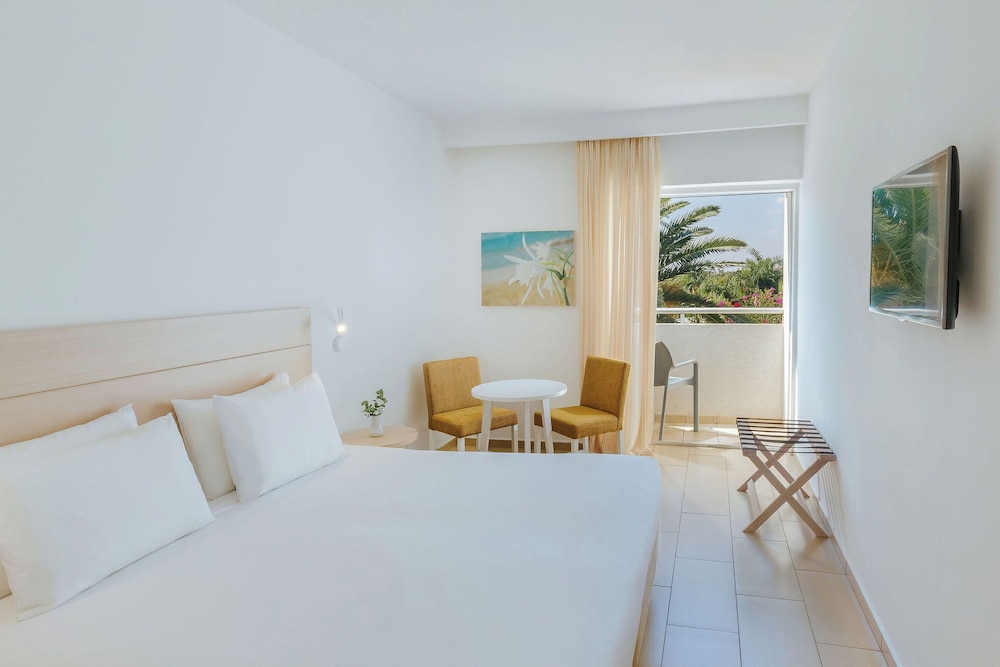 Standard Room - Photo 1