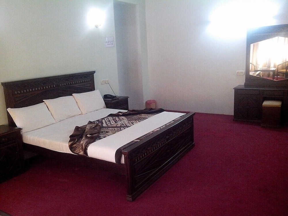 Standard Double Room - Photo 5