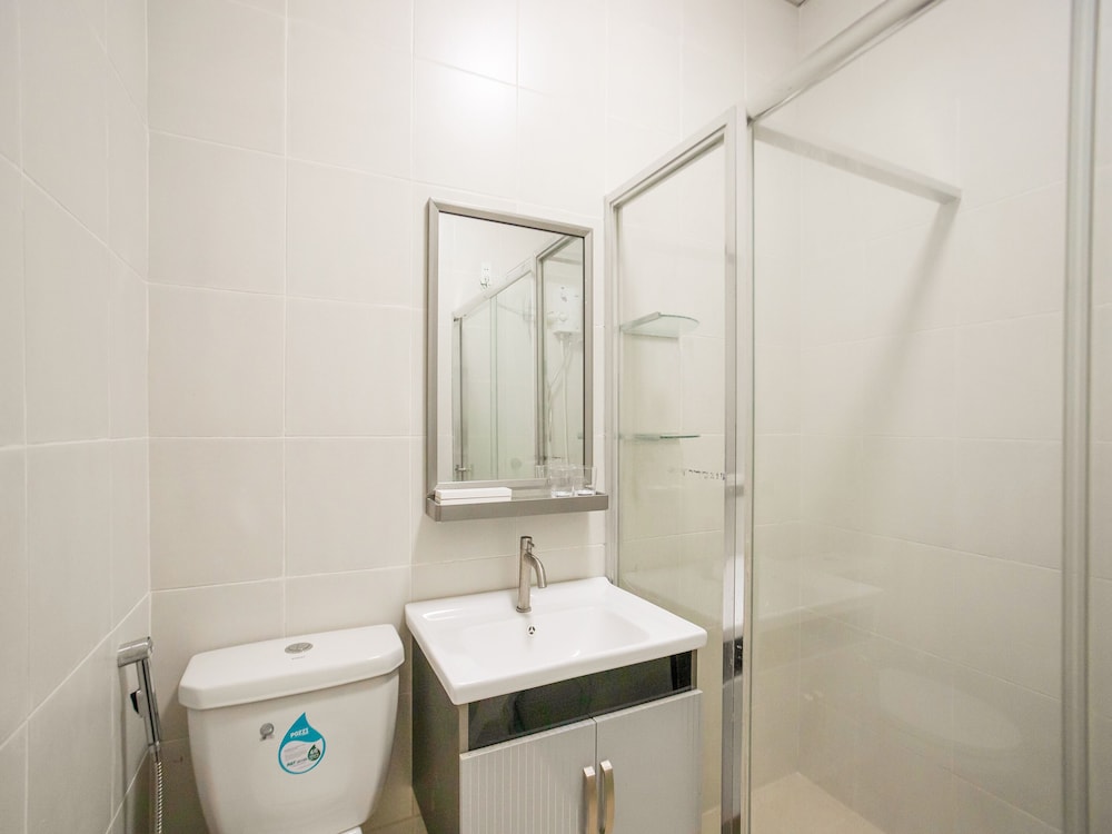 Standard Double Room - Photo 9