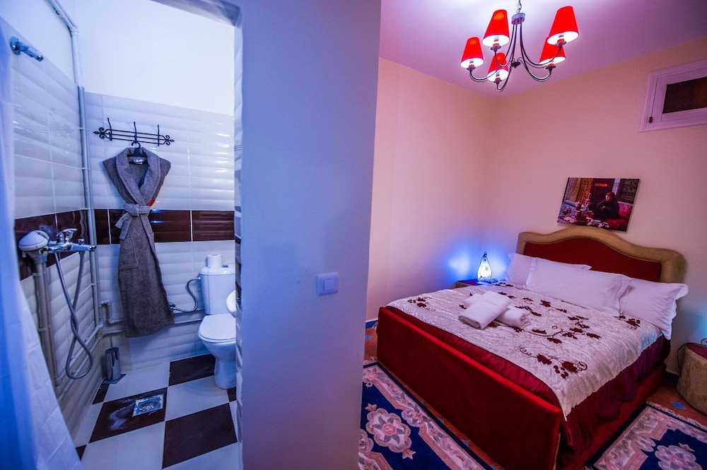 Deluxe Room, 1 Double Bed, Non Smoking, Mountain View photo 2