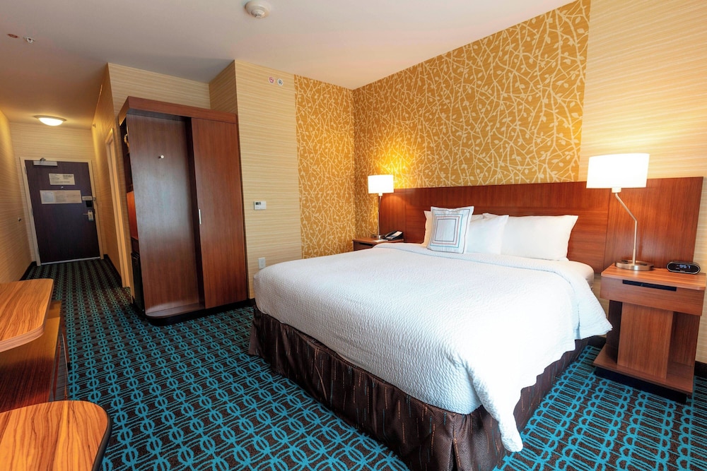 Room, 1 King Bed photo 3