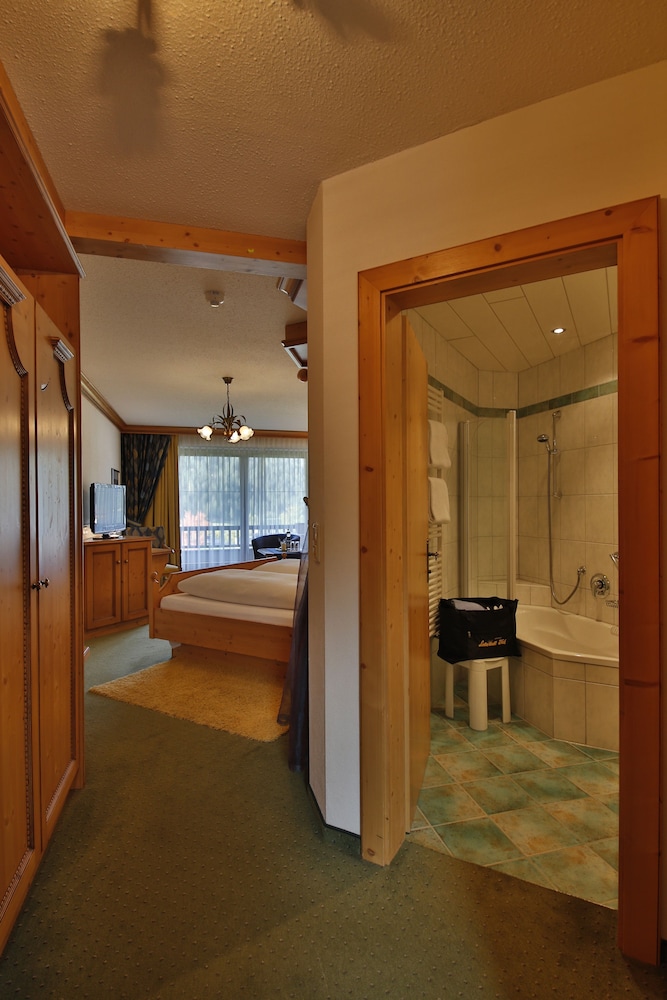 Comfort Double Room, Lake View photo 3