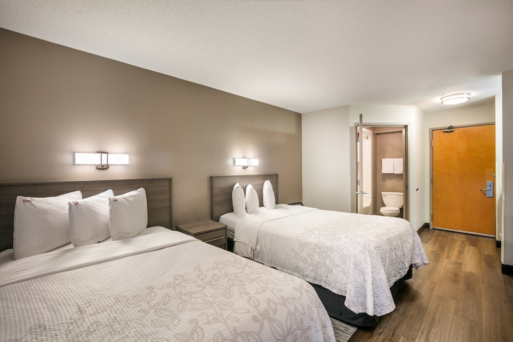 Deluxe Room, 2 Double Beds, Accessible (Roll-In Shower, Smoke Free) - Photo 4