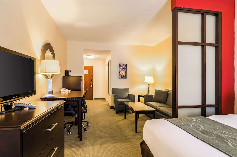 Suite, Non Smoking - Photo 1