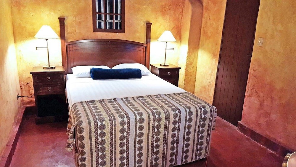 Standard Single Room, 1 Queen Bed photo 1