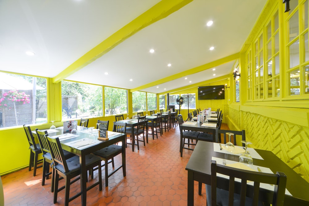 Logis Hôtel Restaurant La Mire, 사진 8
