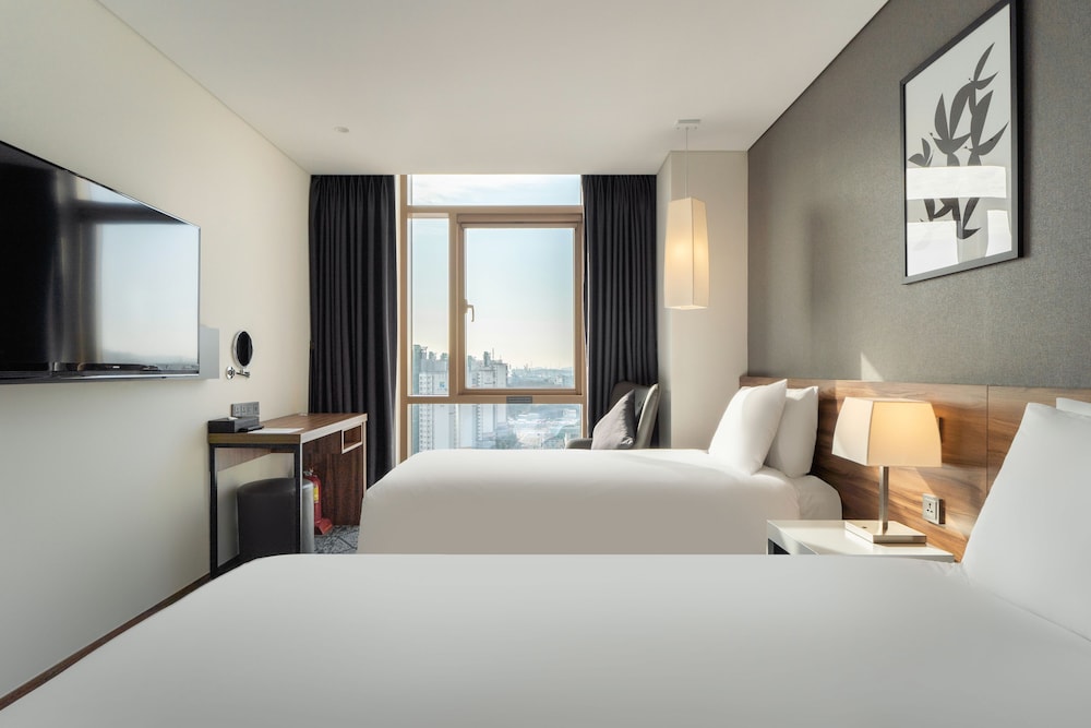 Deluxe Family Twin Room photo 3