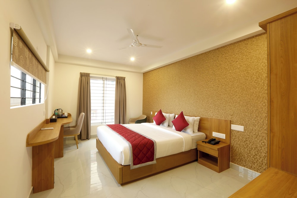 Premium Double Room, City View