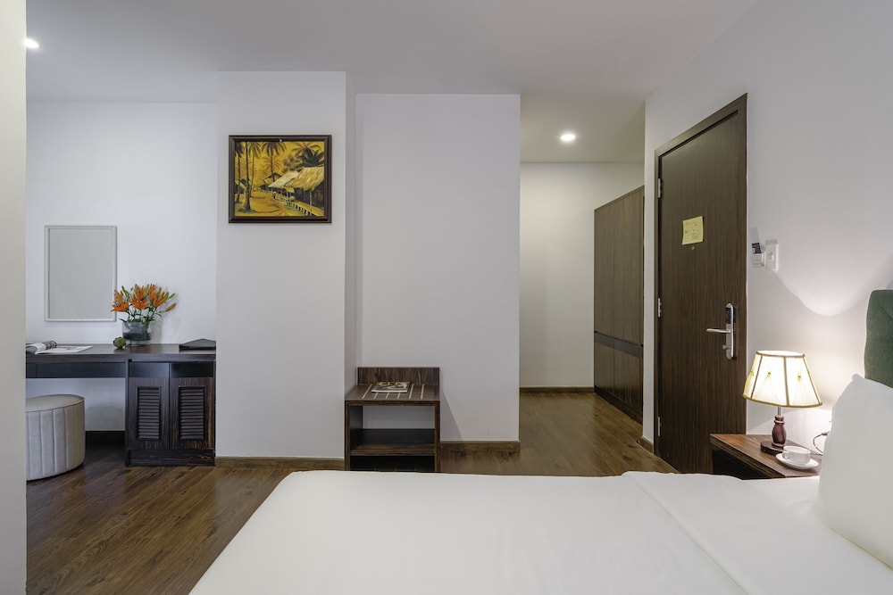 Deluxe Quadruple Room, Balcony photo 3