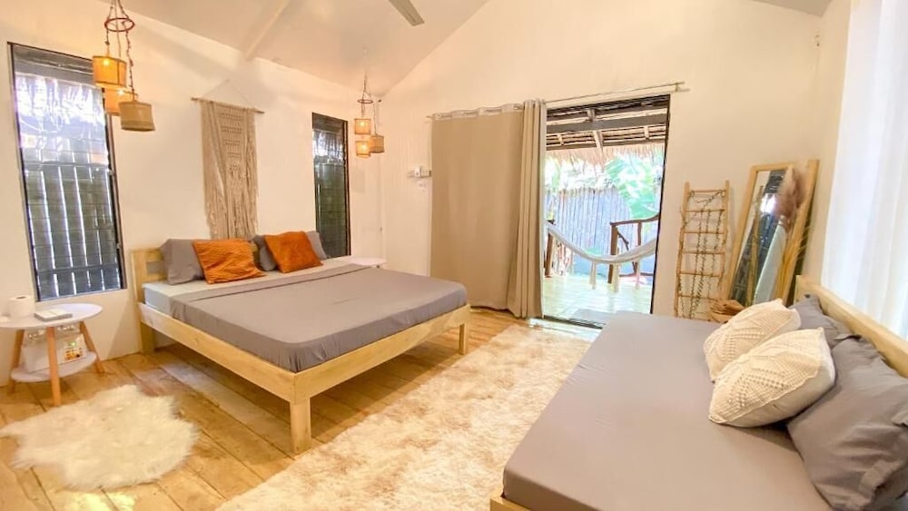 Superior Bungalow, Garden View