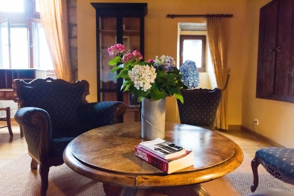 Superior Double Room, Patio, Mountain View photo 1