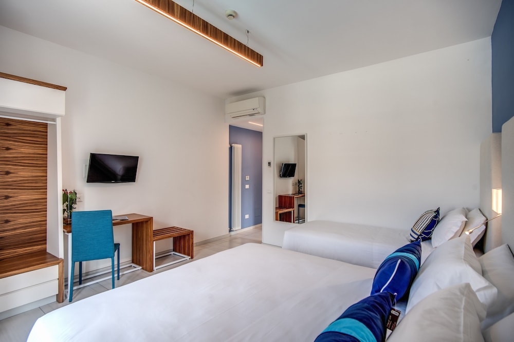 Triple Room photo 2