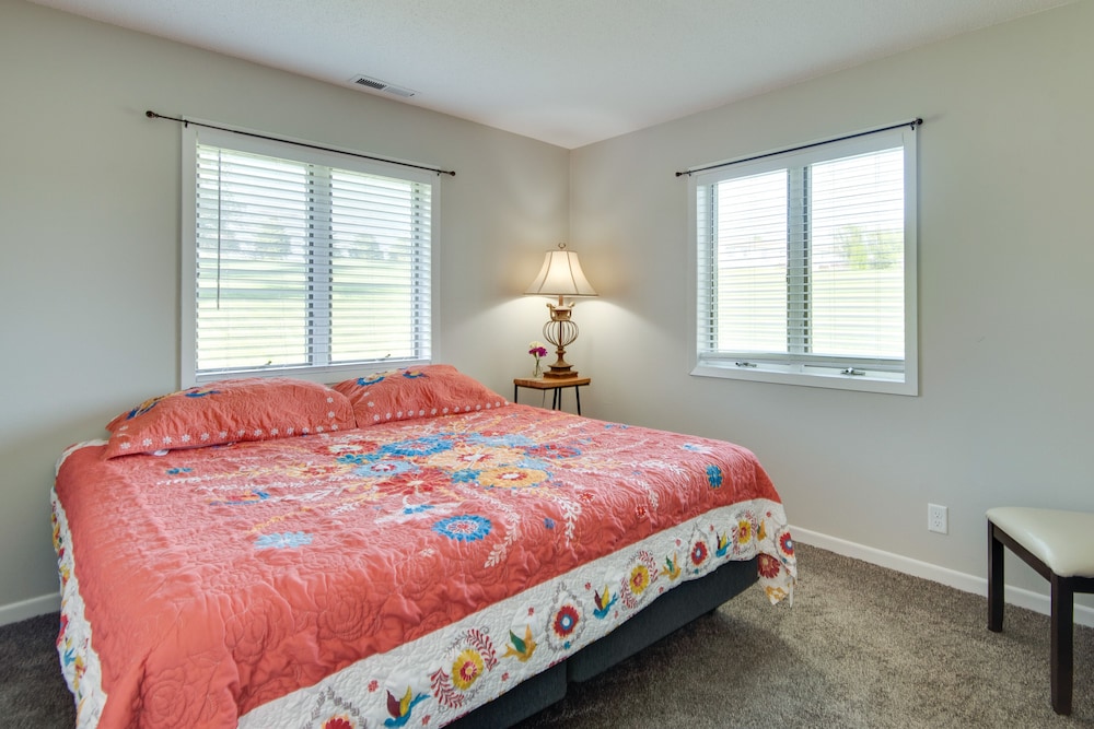 House (4 Bedrooms) photo 2
