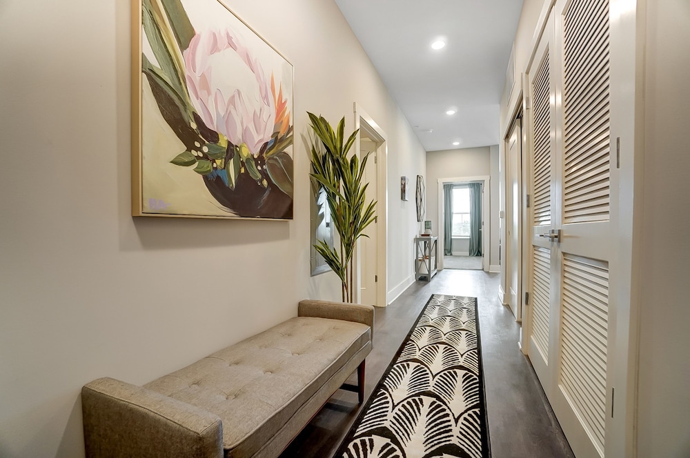 Opulent Corner 2BR Near OSU w Garage Parking, Zdjęcie 34
