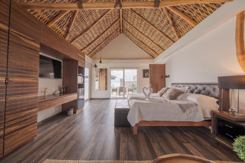 Panoramic Cabin, Lake View