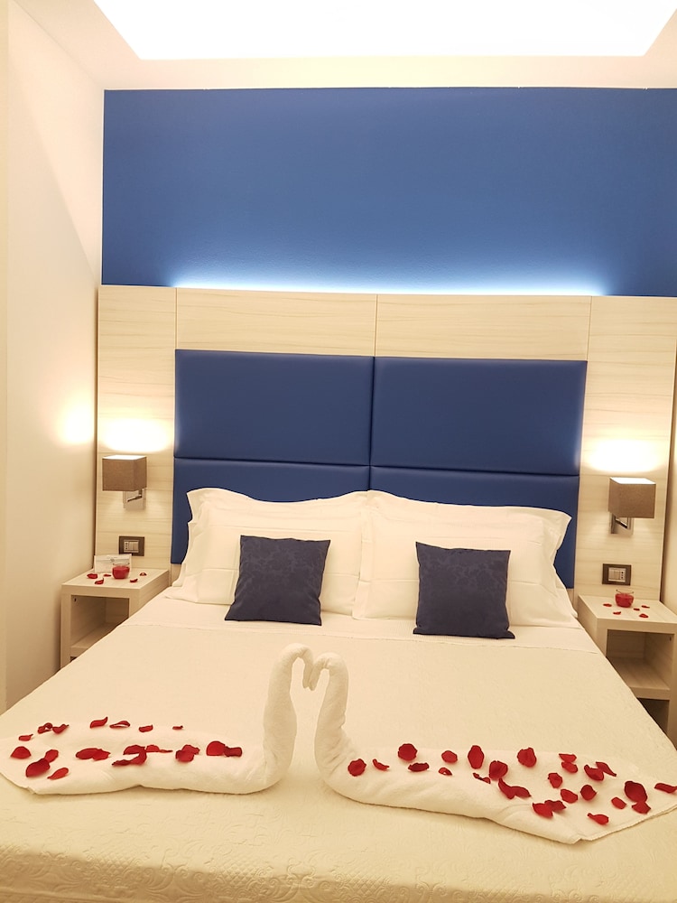 Double Room (no. 53)