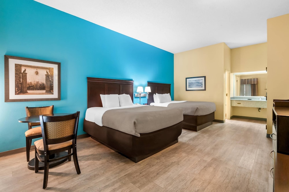 Room, Multiple Beds, Non Smoking