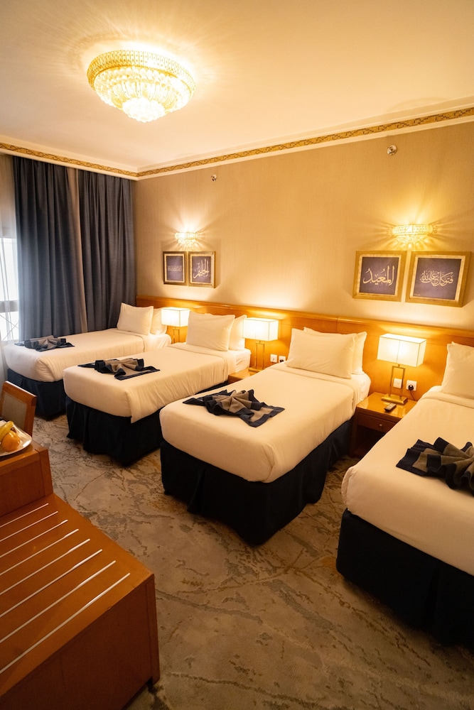 Standard Quadruple Room photo 2