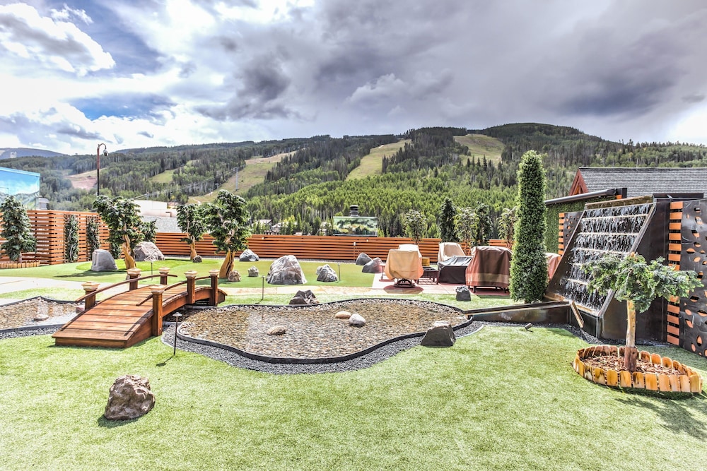 4-Bedroom Penthouse, Mountain view - Photo 3
