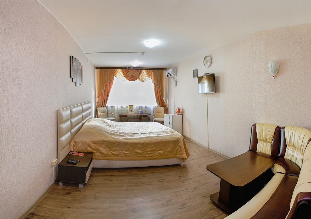Junior Double Room, Private Bathroom photo 3