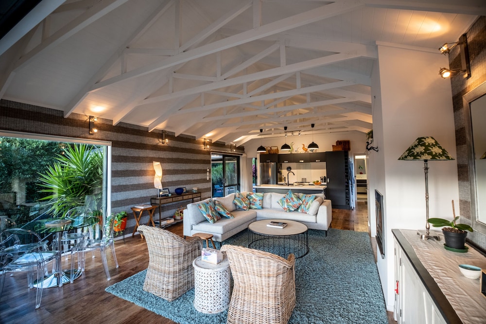 Premium House photo 2