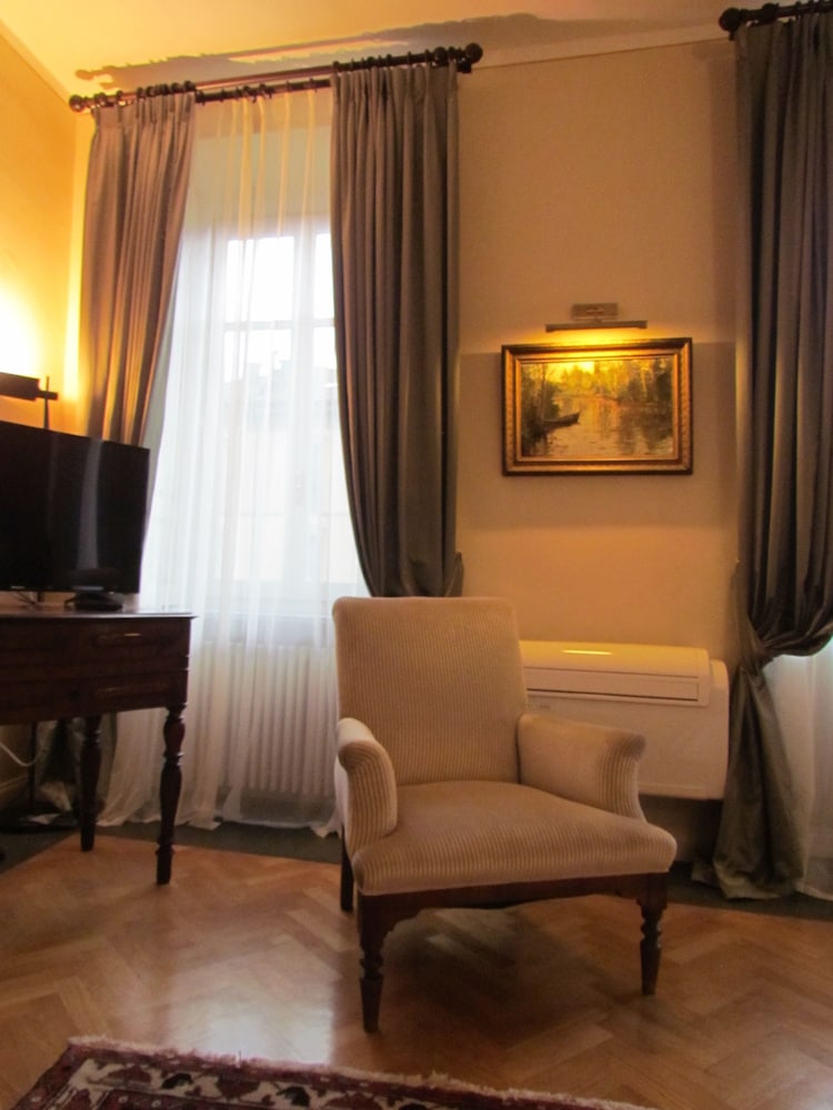Deluxe Suite, Lakeside photo 3