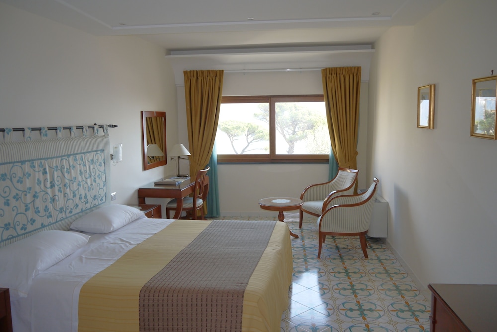 Superior Room, Sea View photo 3
