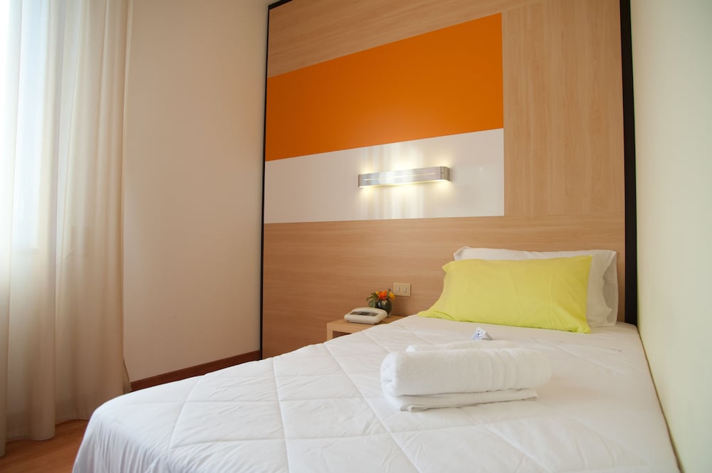 Standard Single Room photo 2