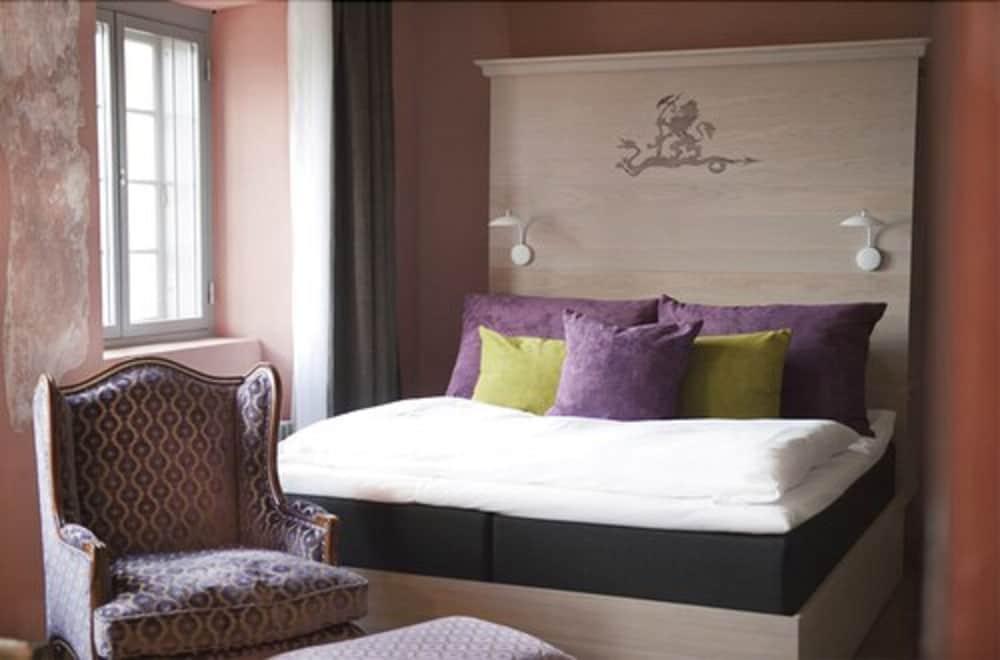 Standard Double Room, 1 King Bed