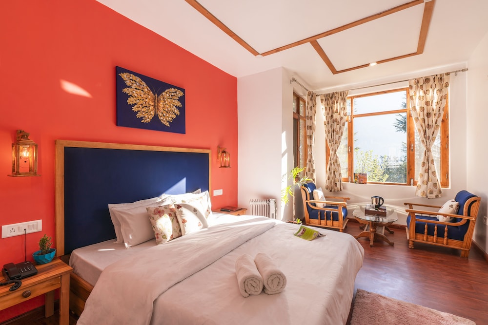 Super deluxe Room with Ensuite Bath