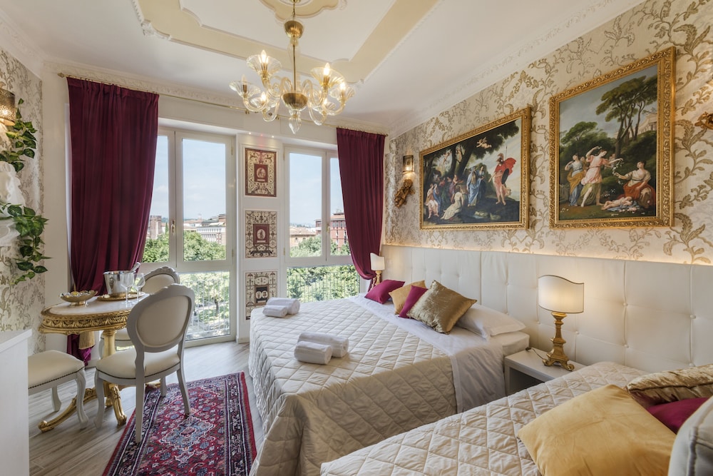 Deluxe Double or Twin Room photo 1