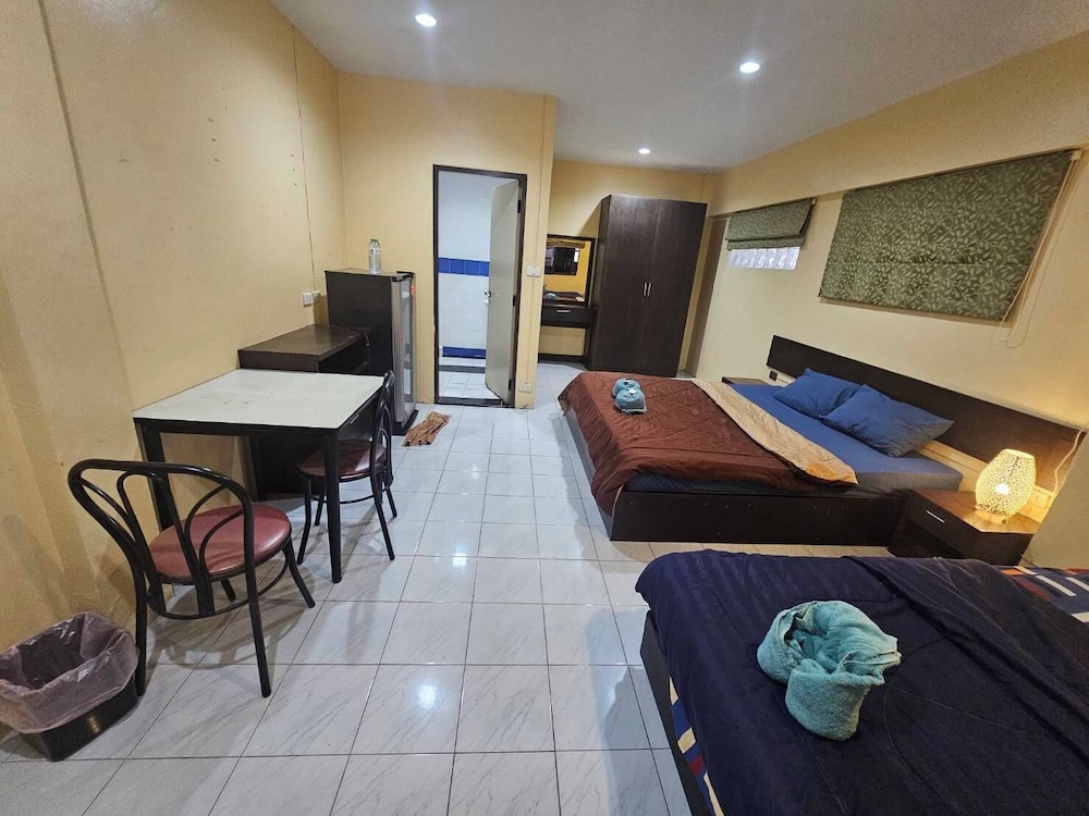 room photo