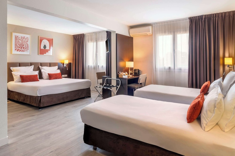 Suite, Multiple Beds, Non Smoking