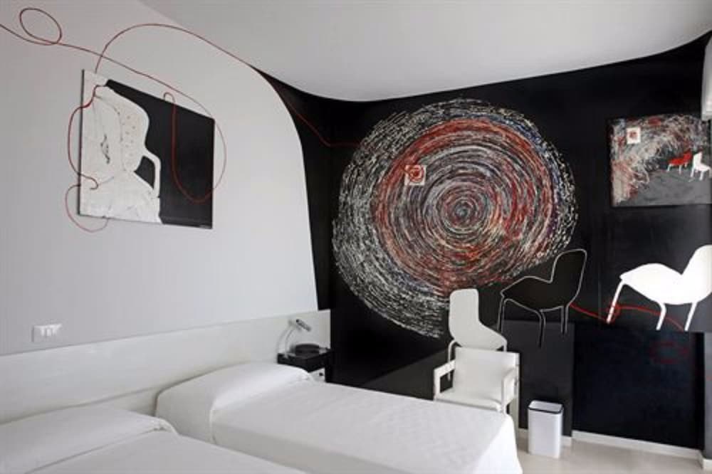 Deluxe Triple Room photo 3