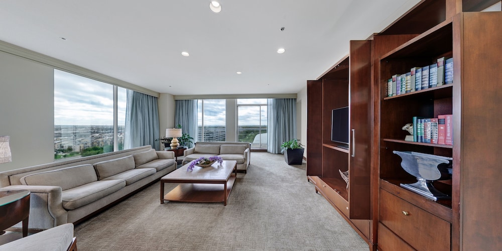 Executive Room, 2 Double Beds, Executive Level - Photo 4