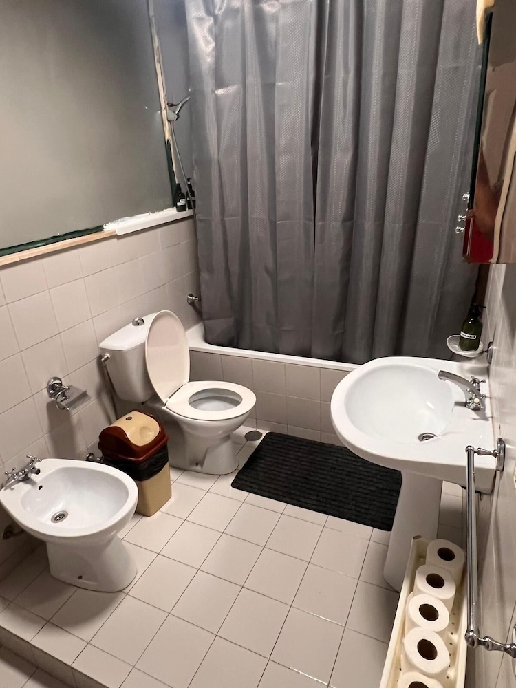 Basic Double or Twin Room (Quarto 3 andar frente) photo 1