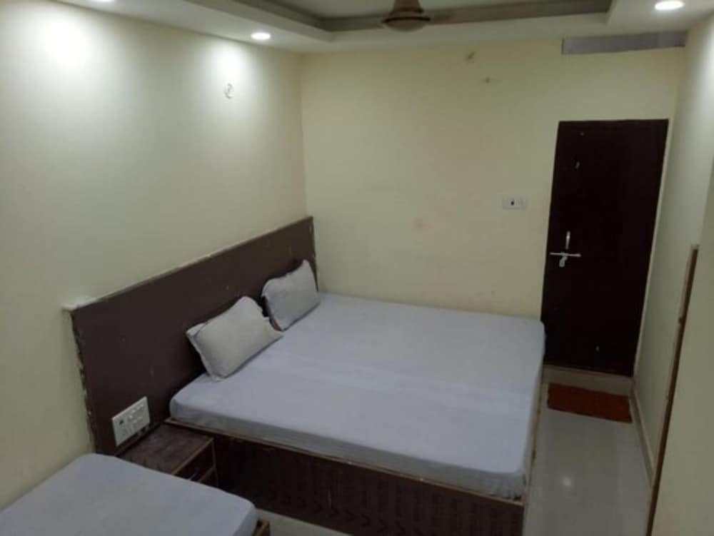 Deluxe Triple Room - Photo 5