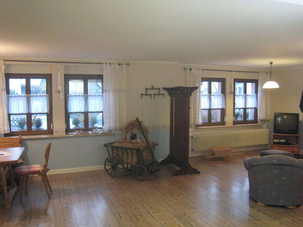 Classic Apartment, 5 Bedrooms photo 2