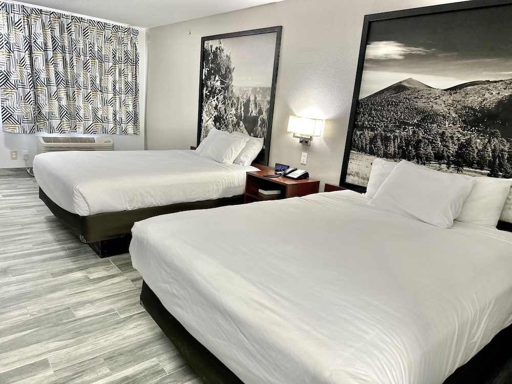 Standard Room, 2 Queen Beds, Non Smoking, Kitchenette