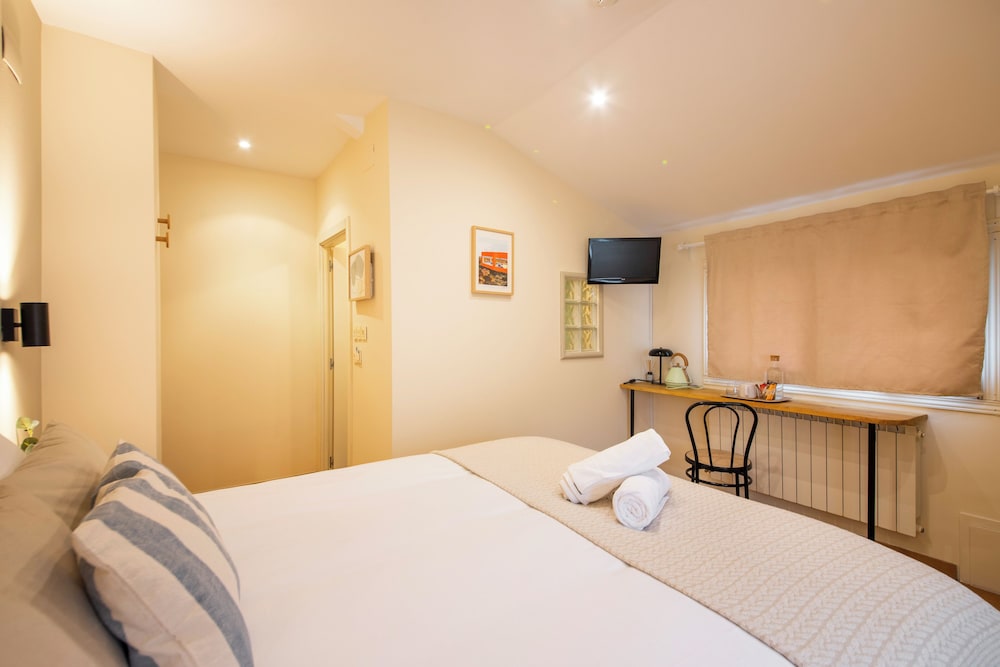 Classic Double Room, Garden View photo 2