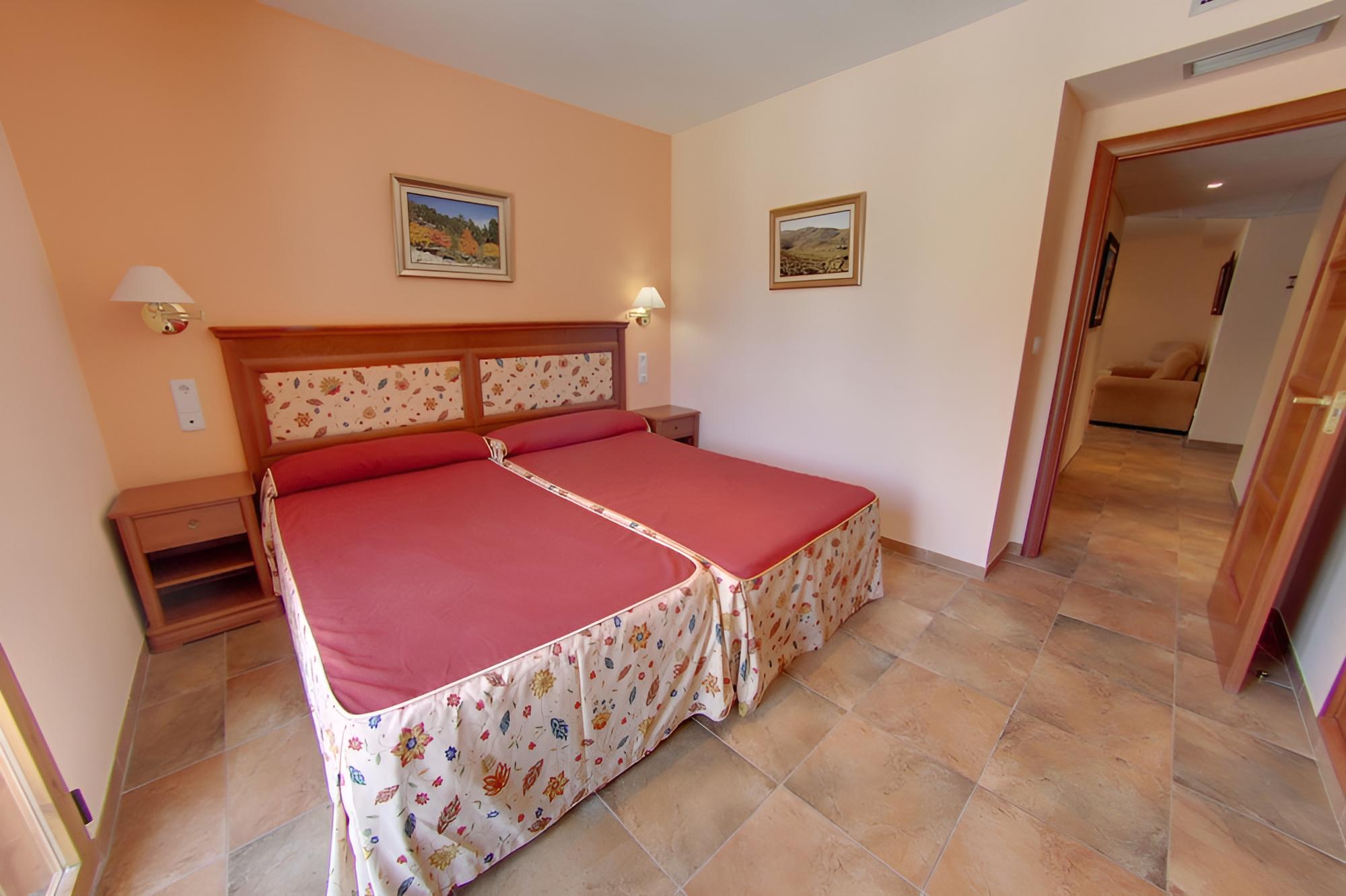 Quadruple Room, 2 Bedrooms (con bañera de hidromasaje 2+2) photo 3
