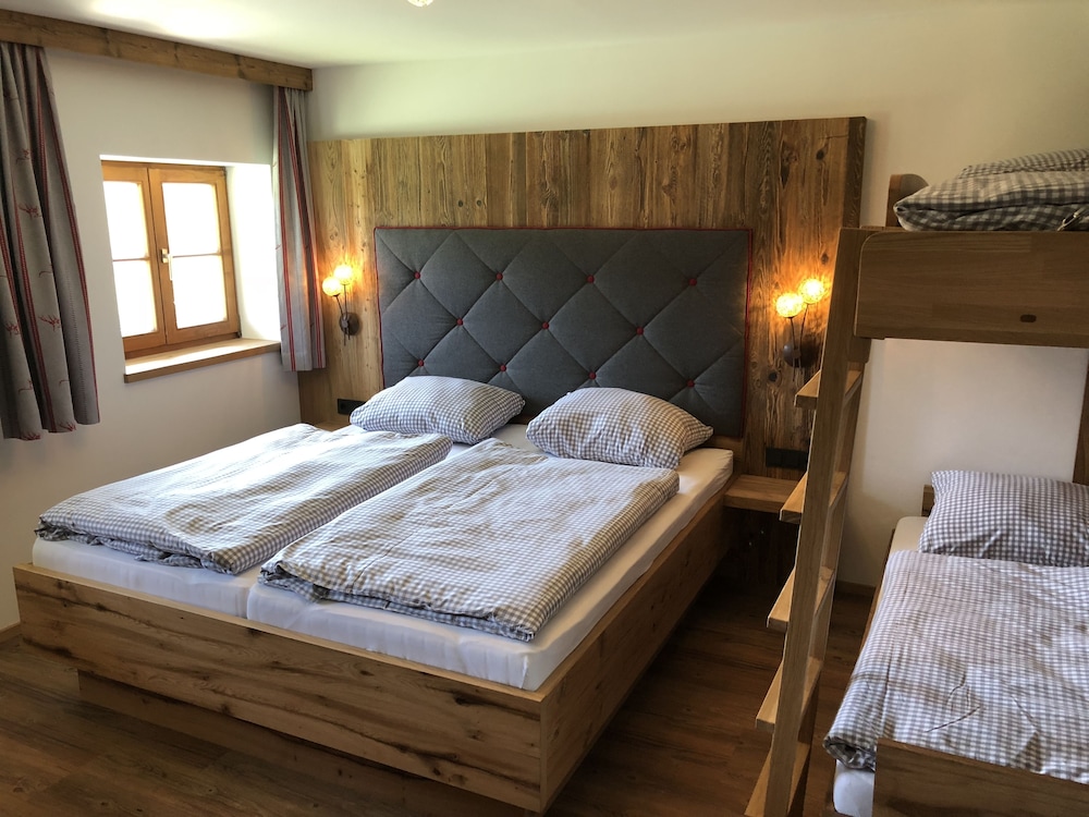 Quadruple Room photo 1