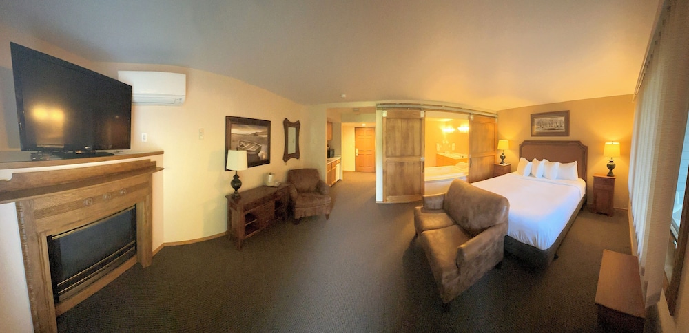 Junior Suite, 1 King Bed photo 1